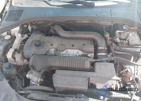 2012 Volvo S60 T5 из США, поврежденный, VIN YV1622FS5C2119061